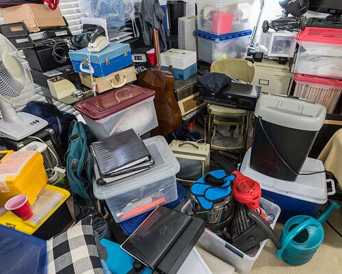 CLUTTER